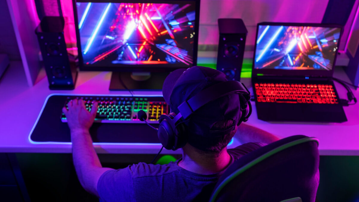 Comparaison d’un pc gamer fixe et d’un pc gamer portable au niveau de la qualité de jeu
